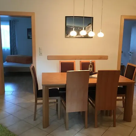 Ferienwohnung Holzknecht